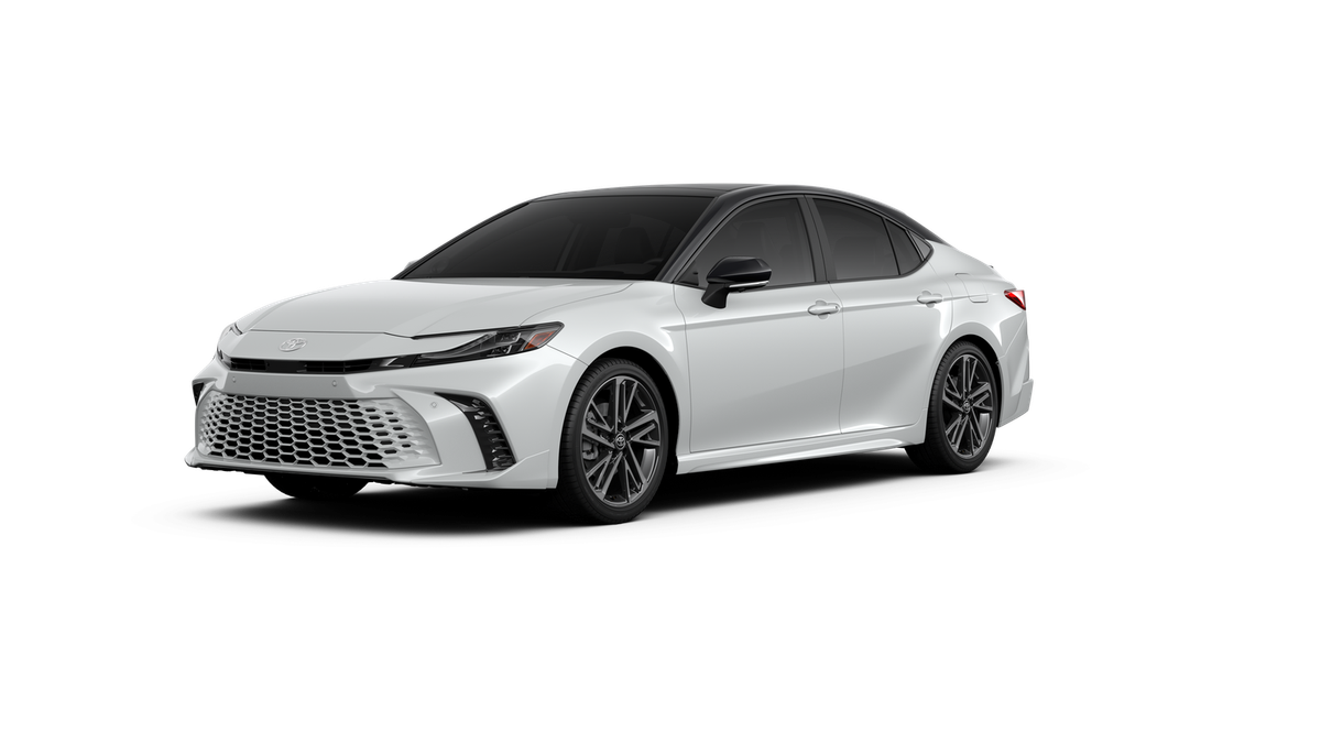 2026 Toyota Camry XSE in Wind Chill Pearl With Midnight Black Metallic Roof <a role='button' class='viewDgDisclaimersButton'...