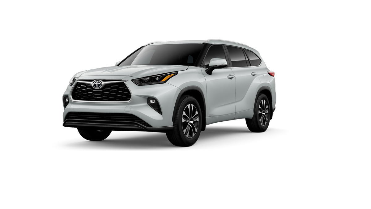 2026 Toyota Highlander Hybrid XLE in Wind Chill Pearl <a role='button' class='viewDgDisclaimersButton' data-toggle='modal'...